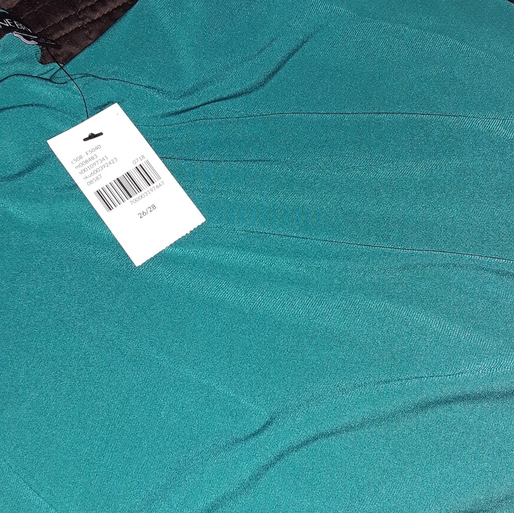 🆕️Lane Bryant Top - Picture 5 of 6